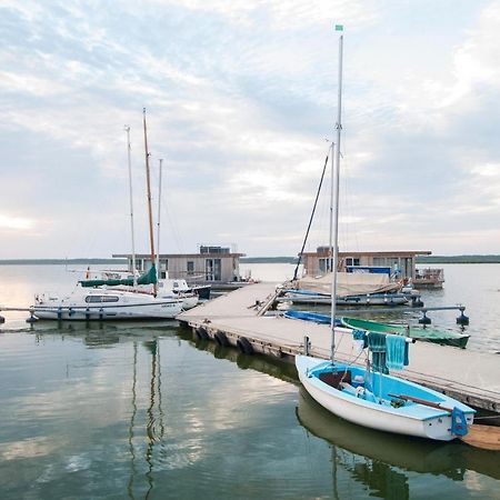 Traumhaff Kuestenchalets - Einzigartige Chalets An Der Ostsee. Ganz Aus Laerchenholz Mit Kamin Und Sauna Vogelsang-Warsin 外观 照片